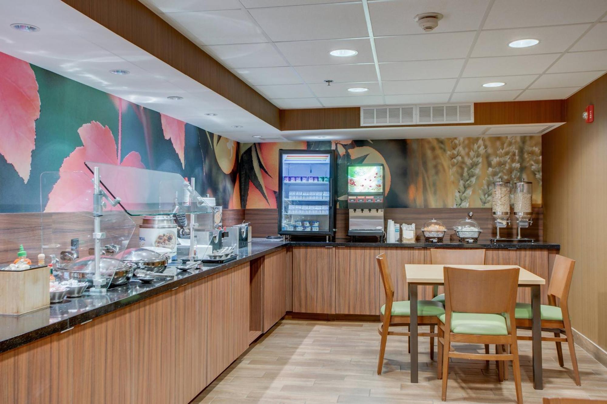 Fairfield Inn By Marriott Amesbury Exterior photo