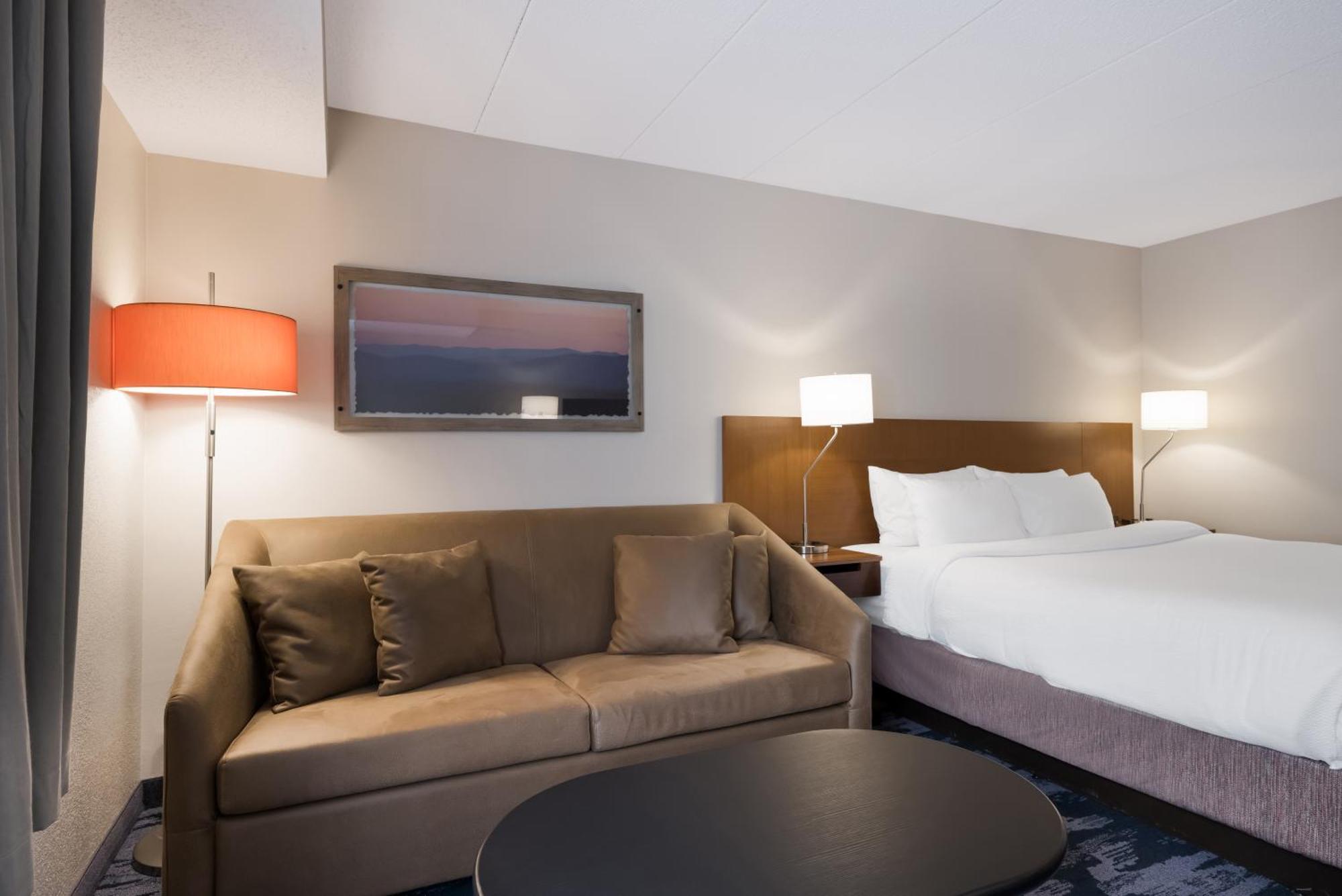 Fairfield Inn By Marriott Amesbury Exterior photo