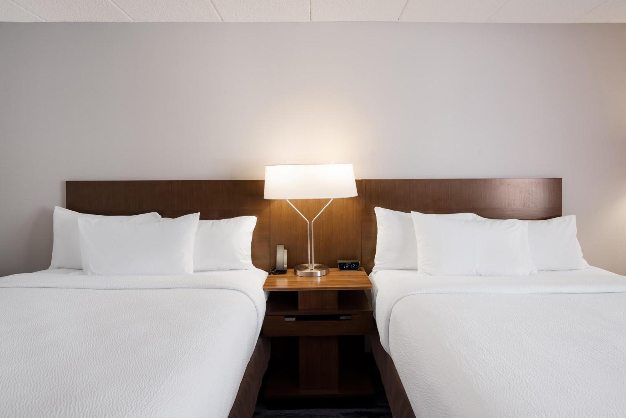 Fairfield Inn By Marriott Amesbury Exterior photo