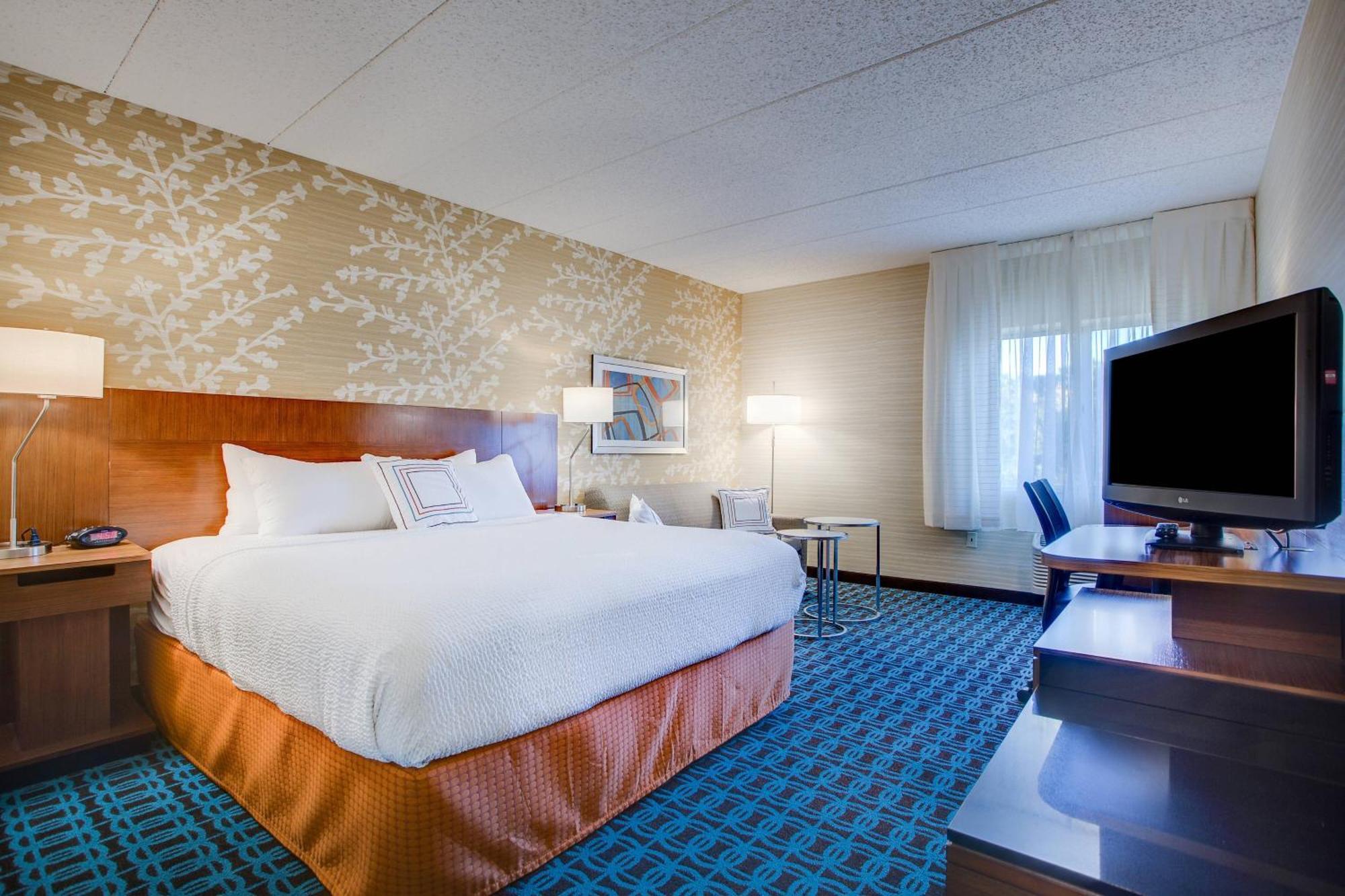 Fairfield Inn By Marriott Amesbury Exterior photo